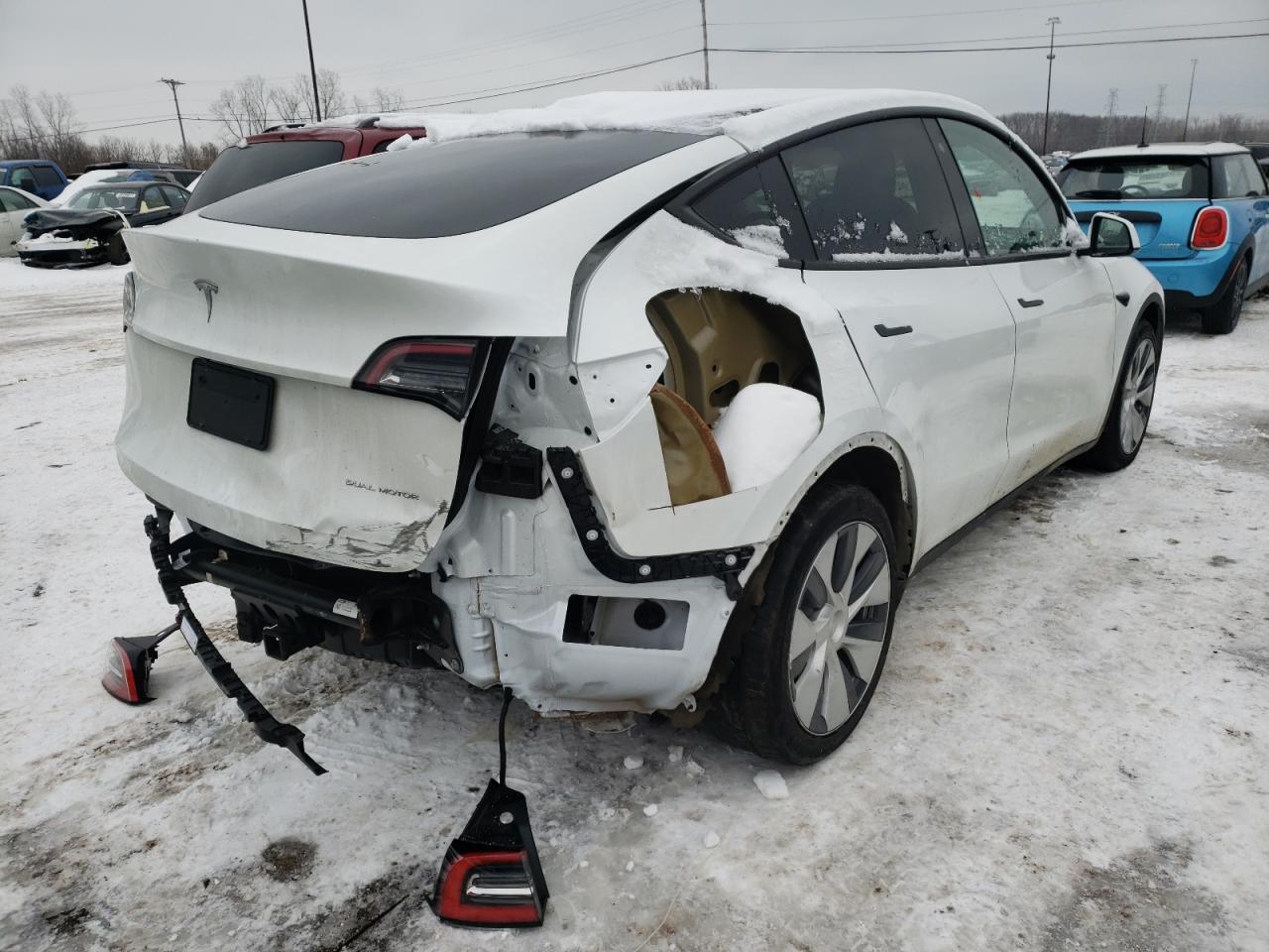 Photo 4 from auction – 2020 TESLA MODEL Y with VIN 5YJYGDEEXLF038268