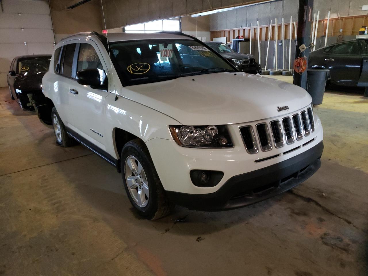 JEEP COMPASS SP 2017 with VIN 1C4NJCBA0HD186119 - Photo from auction