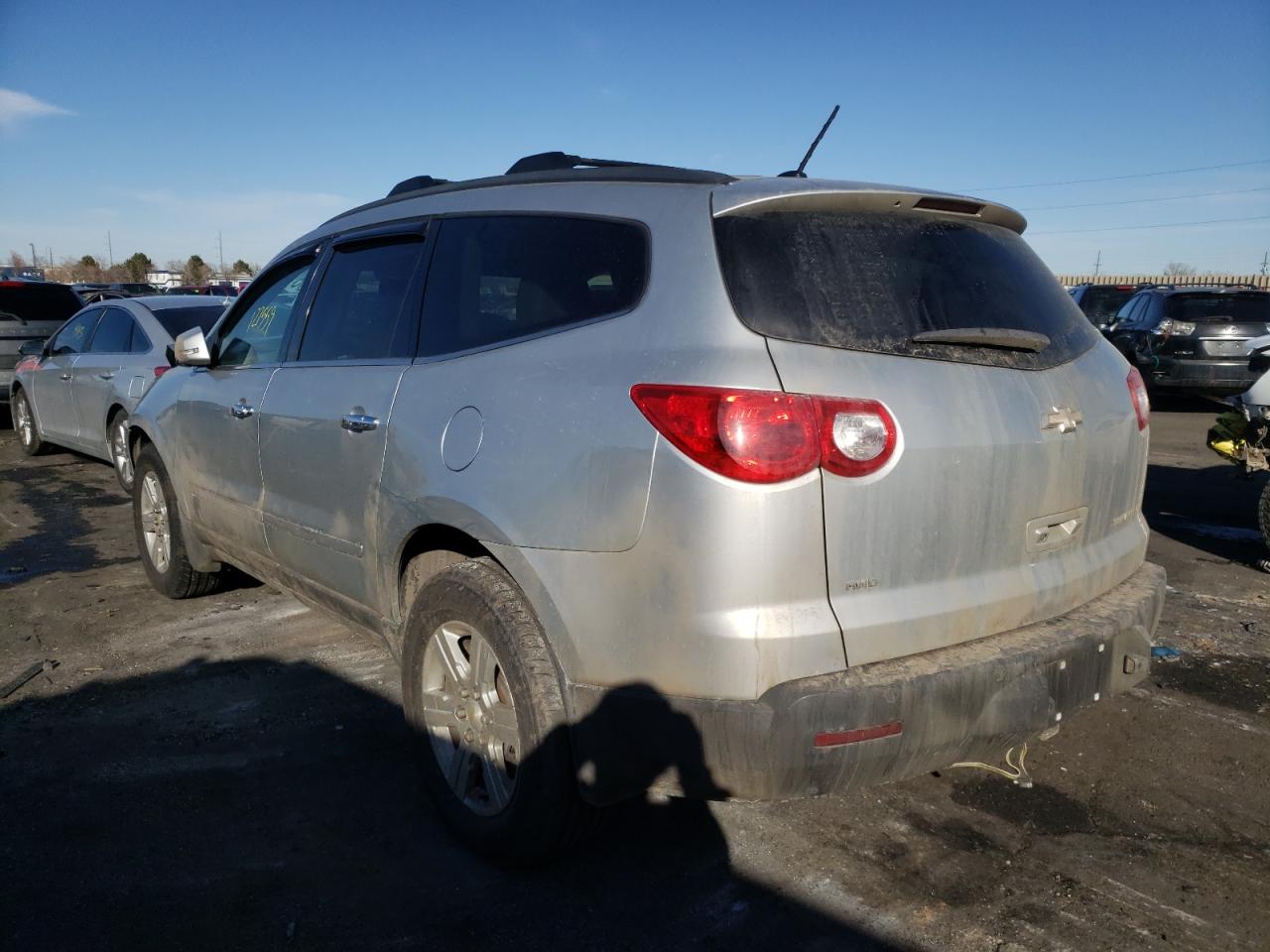 Photo 3 from auction – 2011 CHEVROLET TRAVERSE L with VIN 1GNKVJED0BJ370610