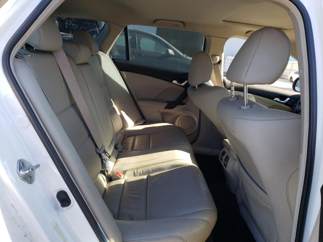 Photo 6 from auction – 2013 ACURA TSX with VIN JH4CW2H58DC000077