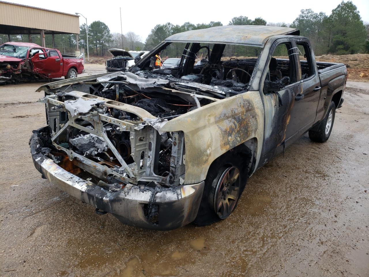 Photo 2 from auction – 2016 CHEVROLET SILVERADO with VIN 1GCVKREC9GZ238068