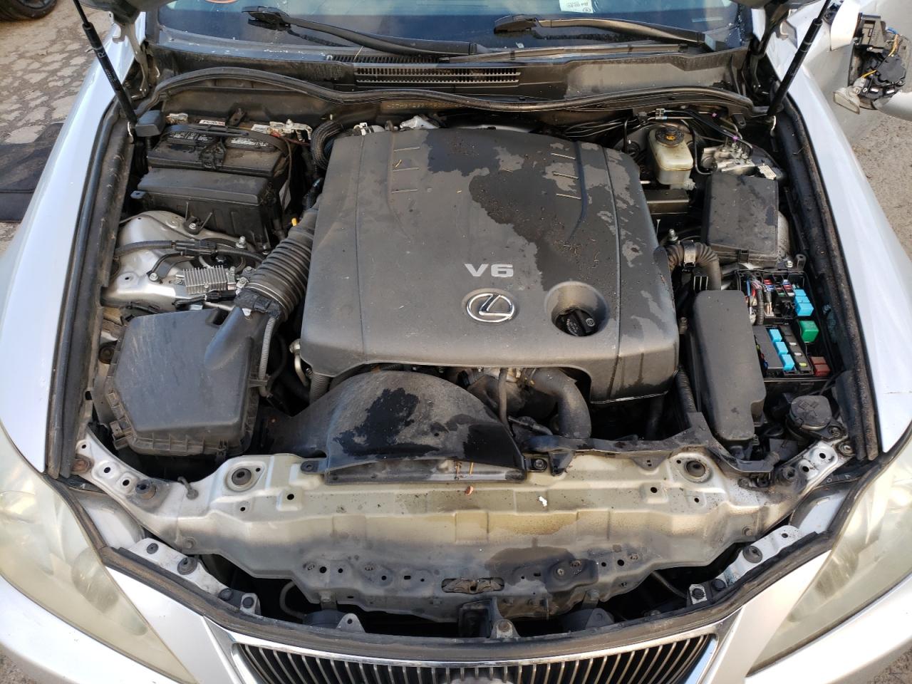 Photo 7 from auction – 2007 LEXUS IS 250 with VIN JTHBK262172040740