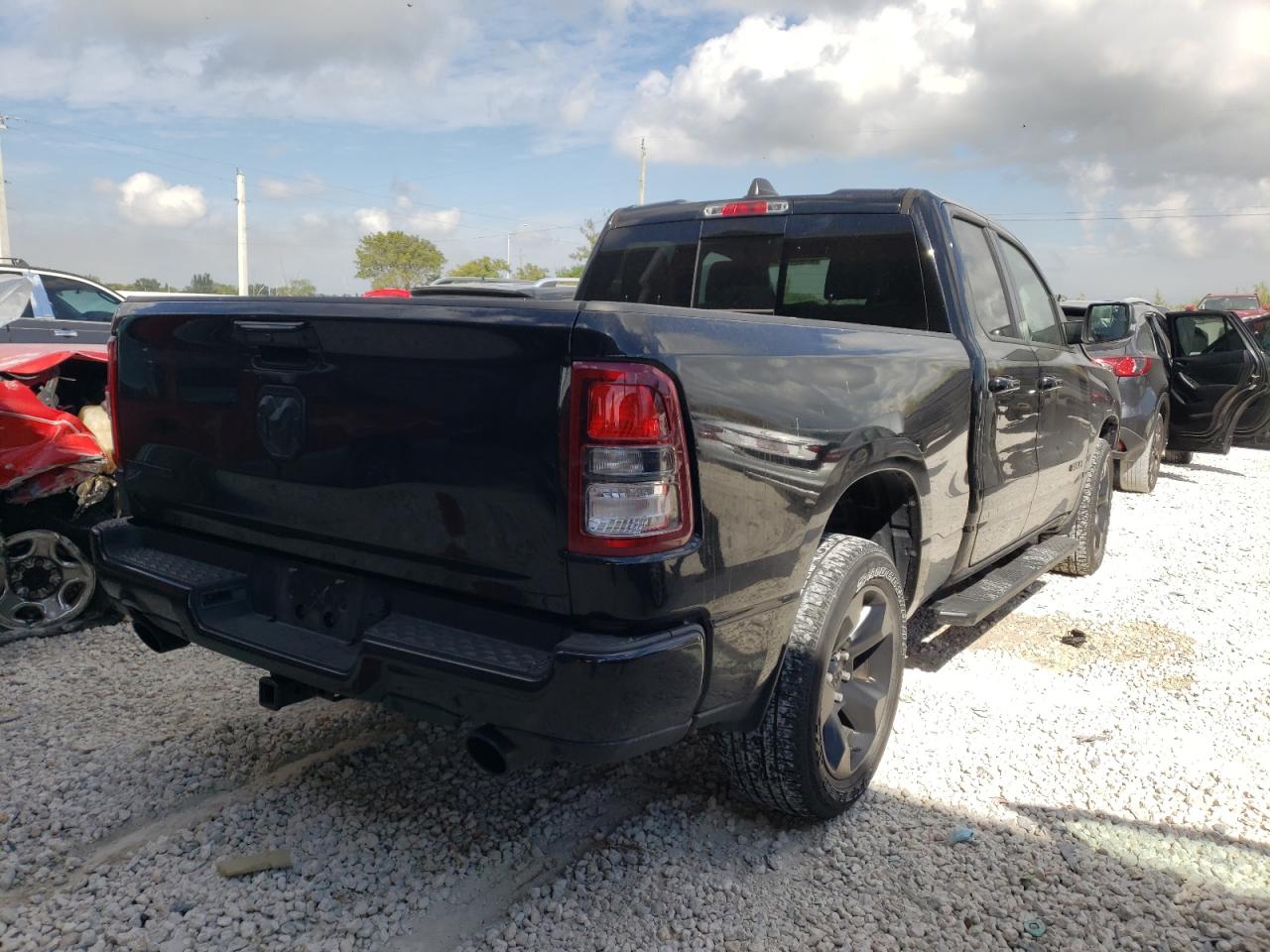 Photo 4 from auction – 2019 RAM 1500 BIG H with VIN 1C6RREBT9KN874877