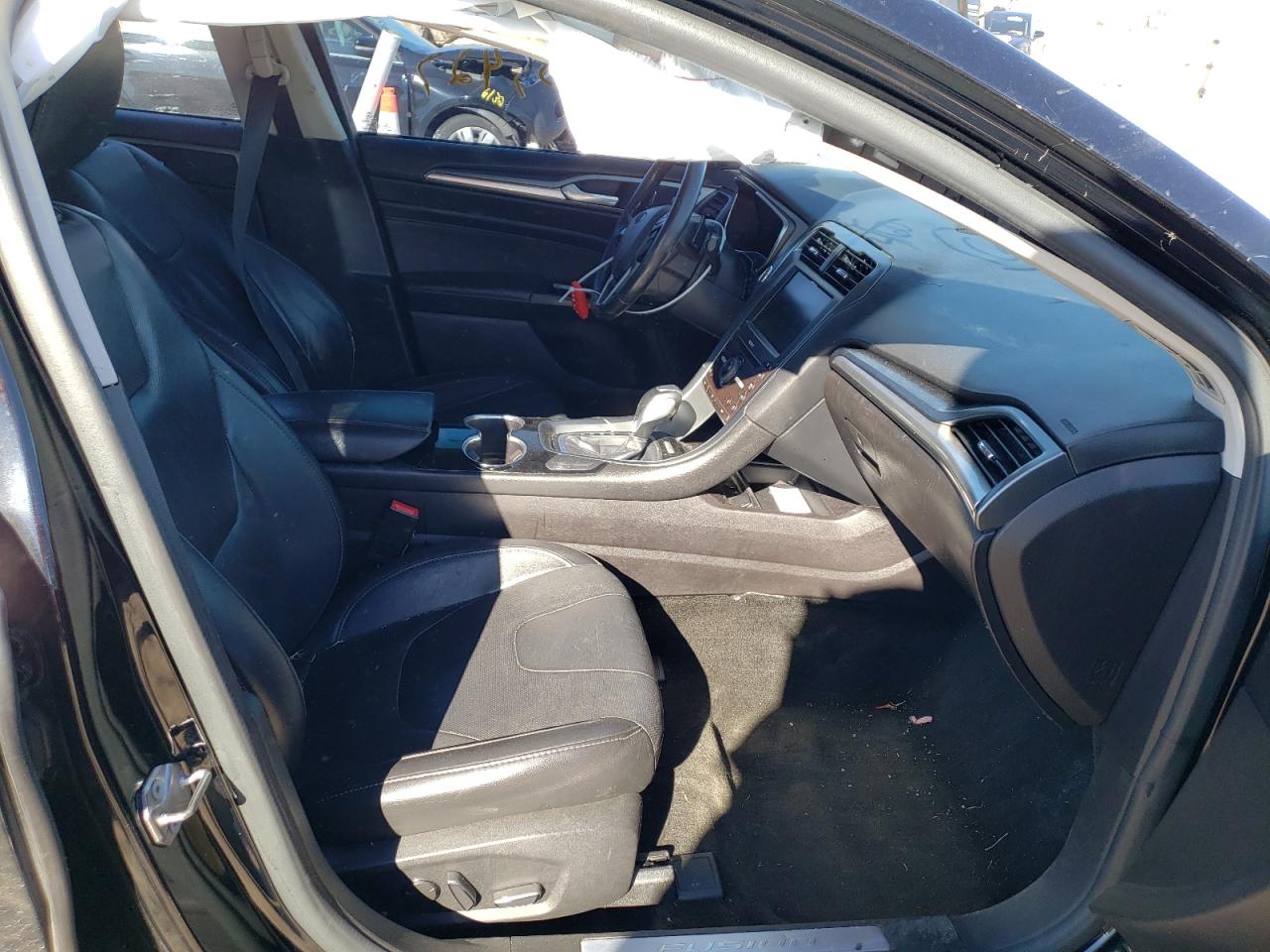Photo 5 from auction – 2016 FORD FUSION TIT with VIN 3FA6P0K9XGR117392