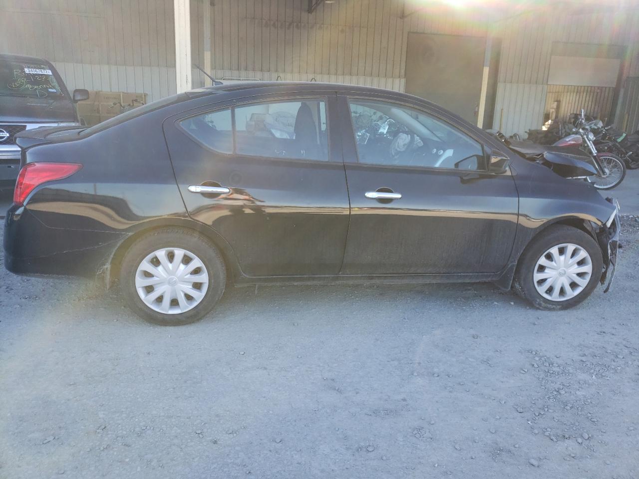 Photo 9 from auction – 2017 NISSAN VERSA S with VIN 3N1CN7AP1HL854371