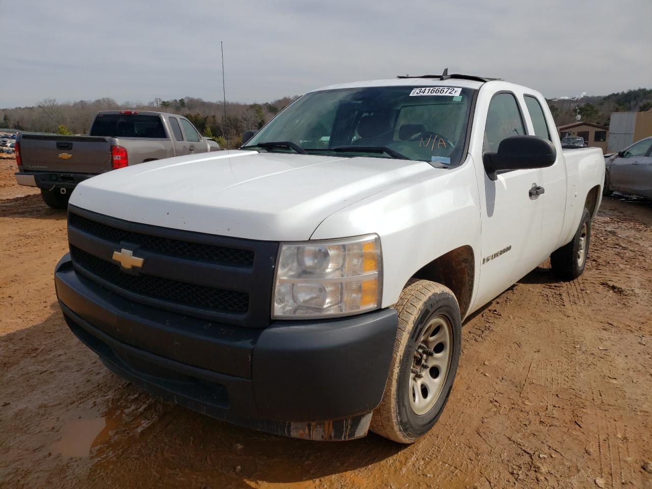 Photo 2 from auction – 2008 CHEVROLET SILVERADO with VIN 1GCEC19XX8Z196054