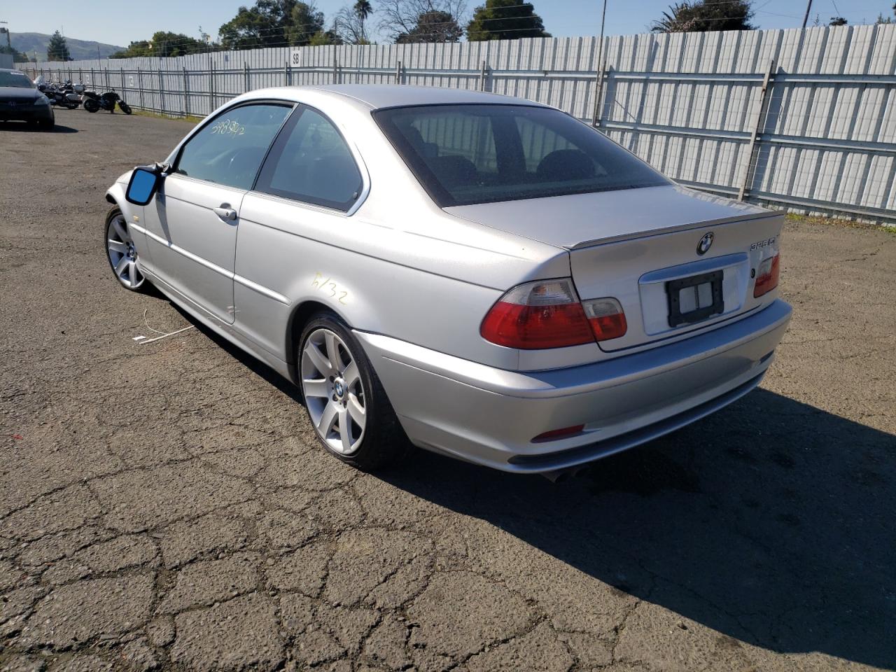 Photo 3 from auction – 2002 BMW 325 CI with VIN WBABN33452PG54416