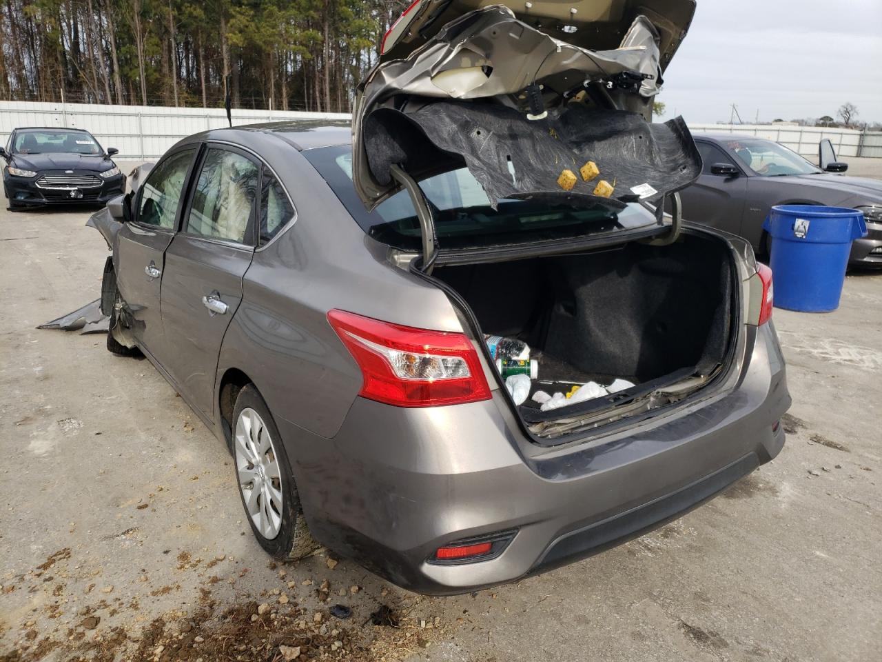 Photo 3 from auction – 2017 NISSAN SENTRA S with VIN 3N1AB7AP0HL655294