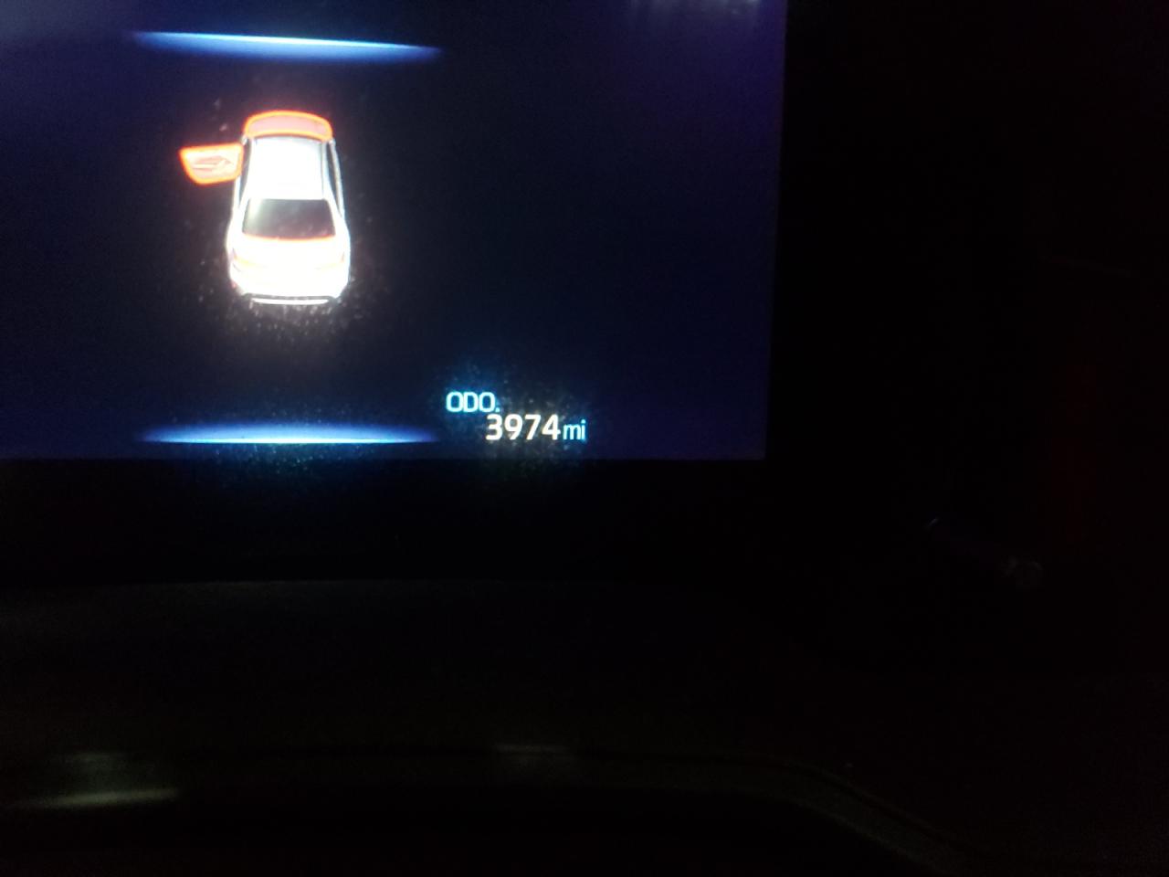 Photo 8 from auction – 2022 TOYOTA COROLLA LE with VIN JTDEAMDE4NJ040695