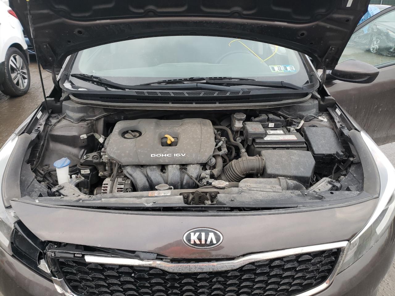 Photo 7 from auction – 2017 KIA FORTE LX with VIN 3KPFK4A79HE150327