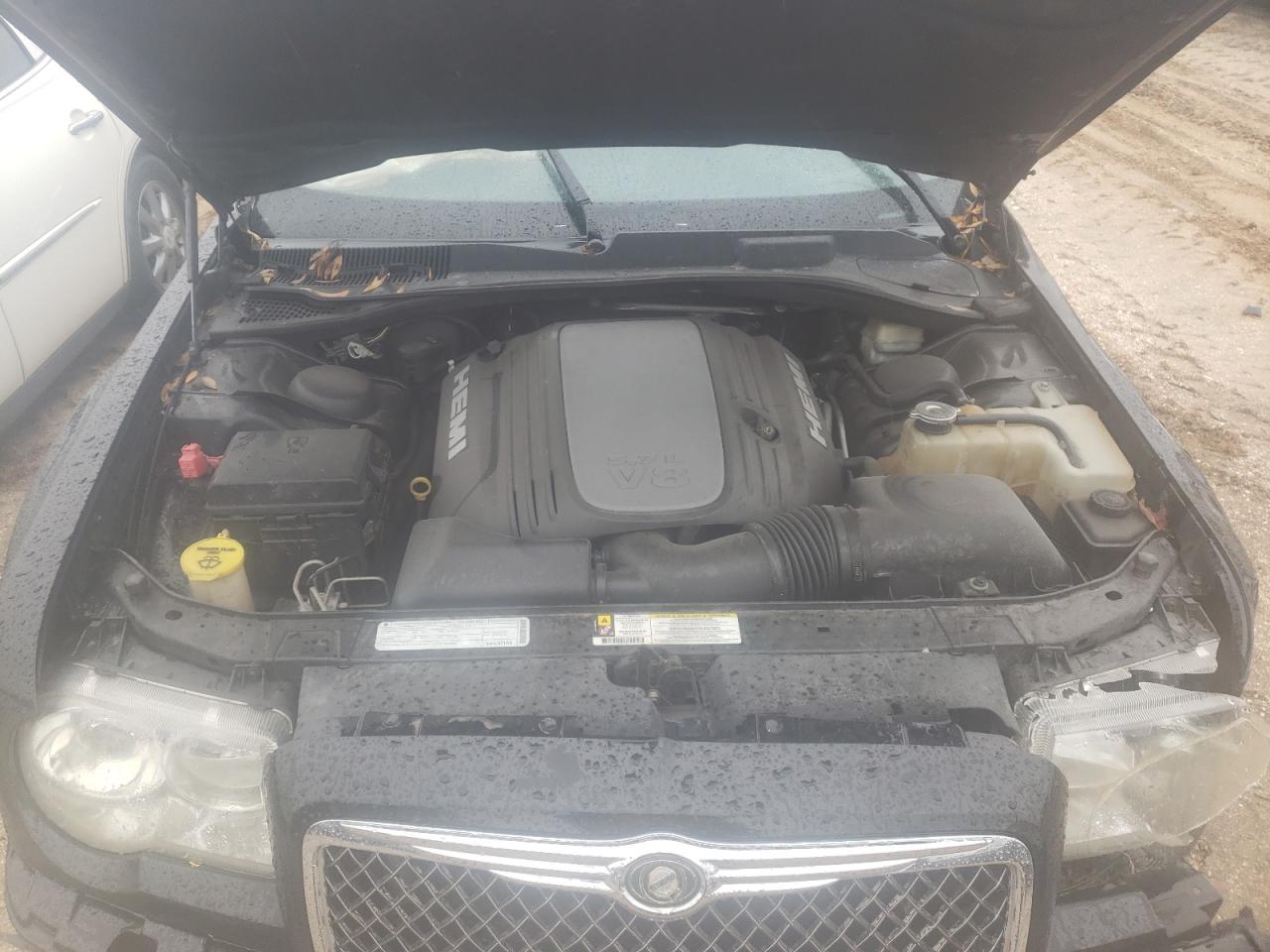 Photo 7 from auction – 2009 CHRYSLER 300C with VIN 2C3KA63T99H601256
