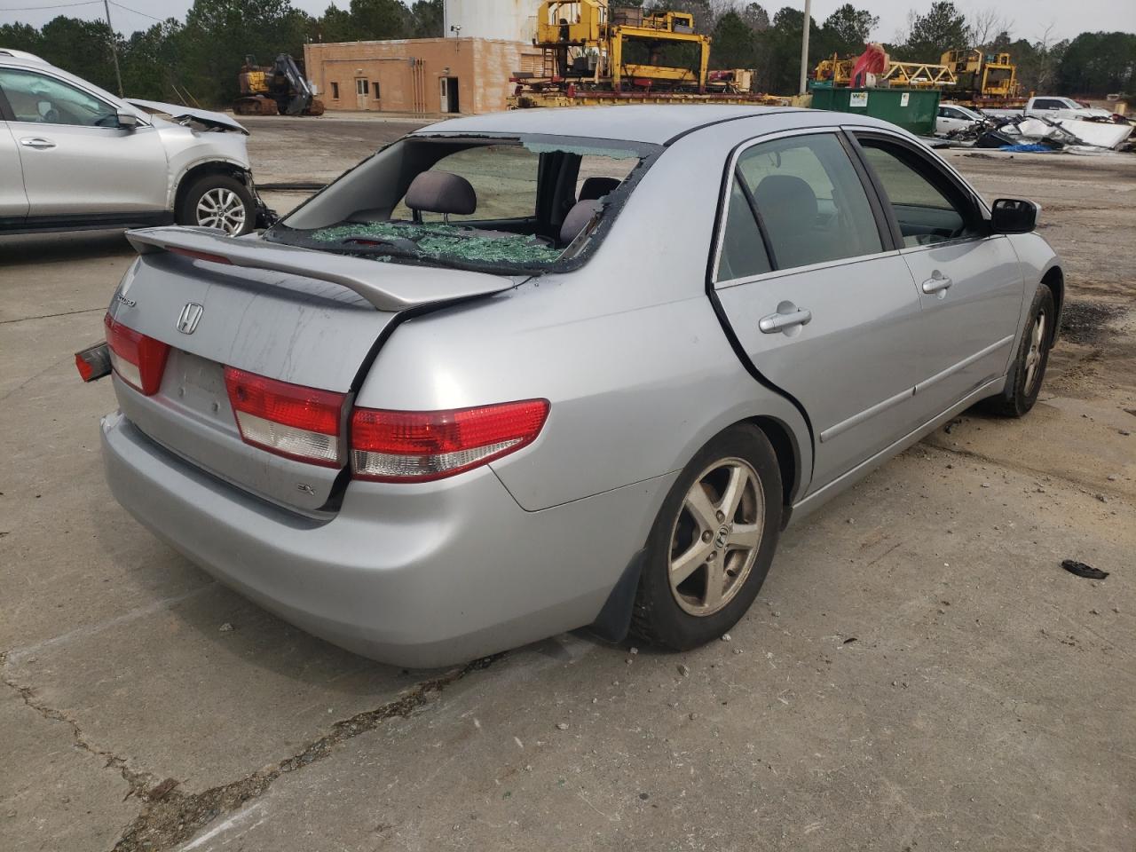 Photo 4 from auction – 2003 HONDA ACCORD with VIN JHMCM566X3C058306