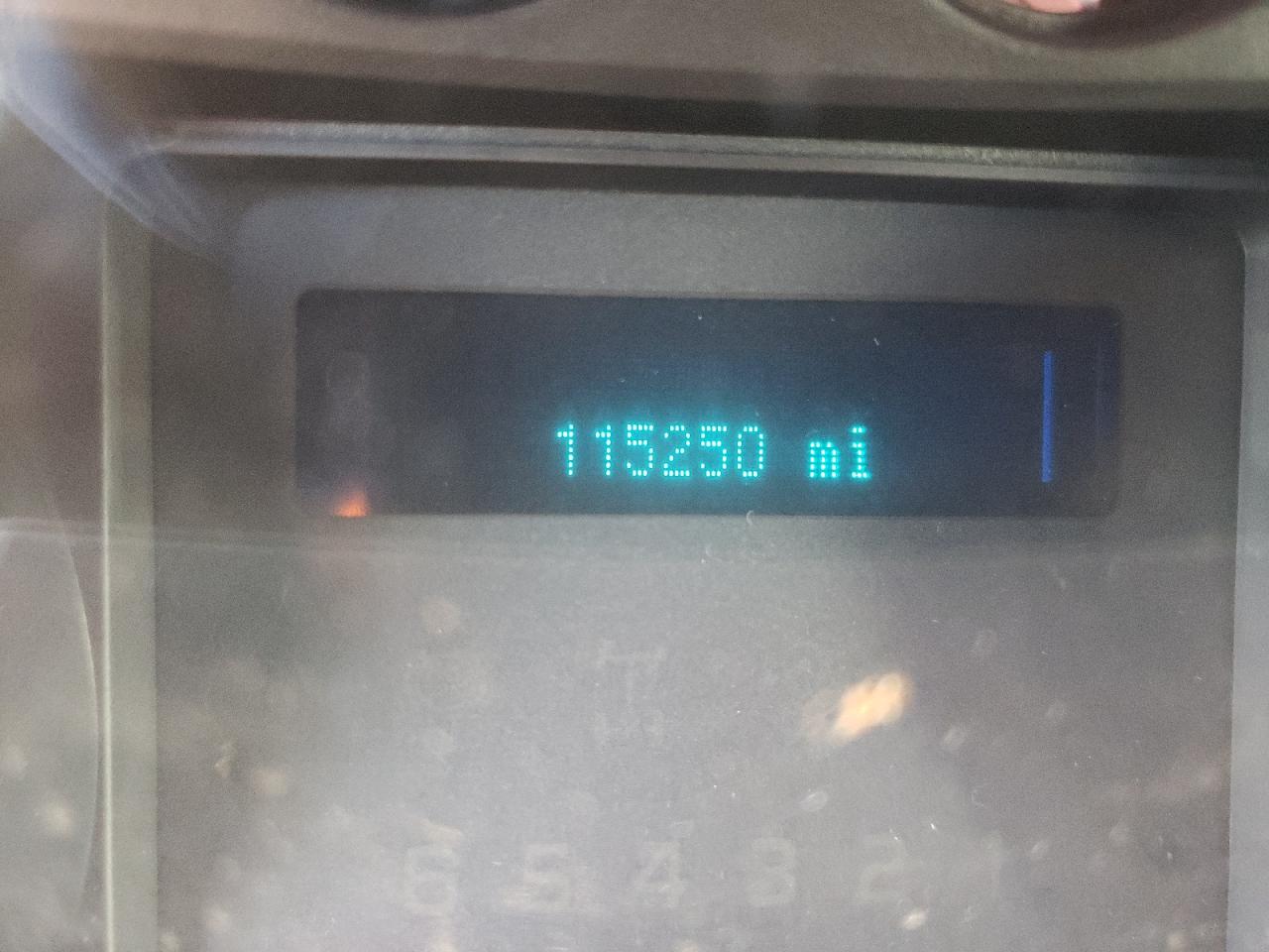 Photo 8 from auction – 2013 FORD F250 SUPER with VIN 1FTBF2A64DEA24302