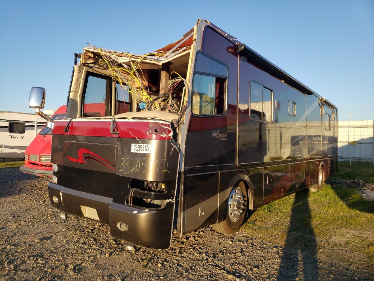Photo 2 from auction – 2003 MNAC MOTORHOME with VIN 1RF22464732019859