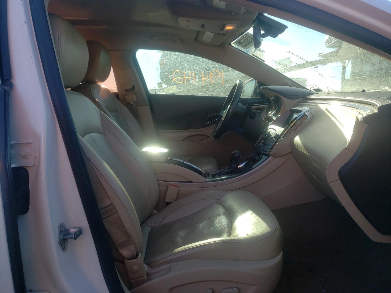 Photo 5 from auction – 2012 BUICK LACROSSE T with VIN 1G4GJ5E34CF108601