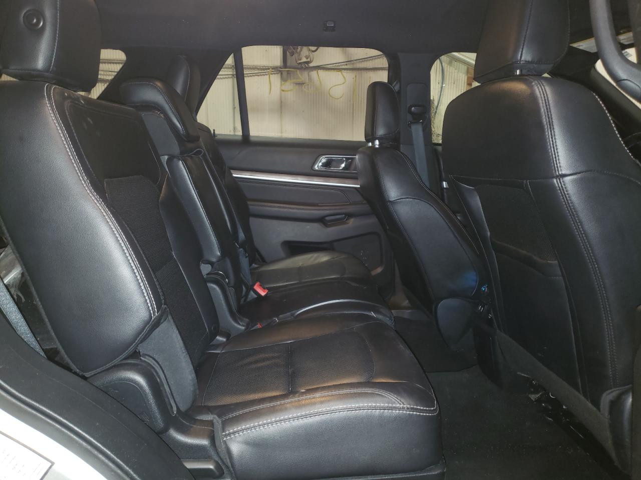 Photo 6 from auction – 2019 FORD EXPLORER L with VIN 1FM5K8F8XKGA20161