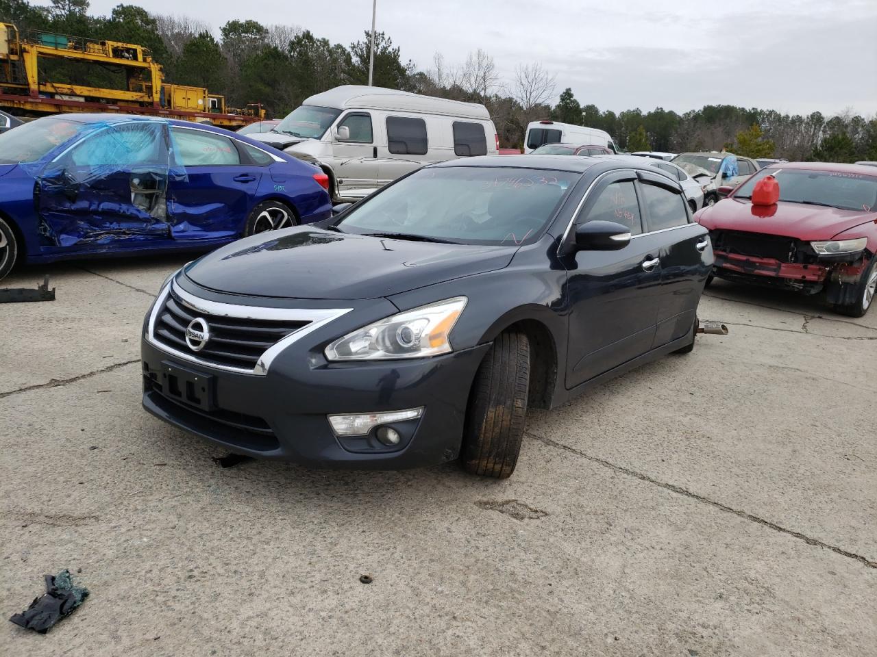 Photo 2 from auction – 2013 NISSAN ALTIMA 2.5 with VIN 1N4AL3AP4DN561535