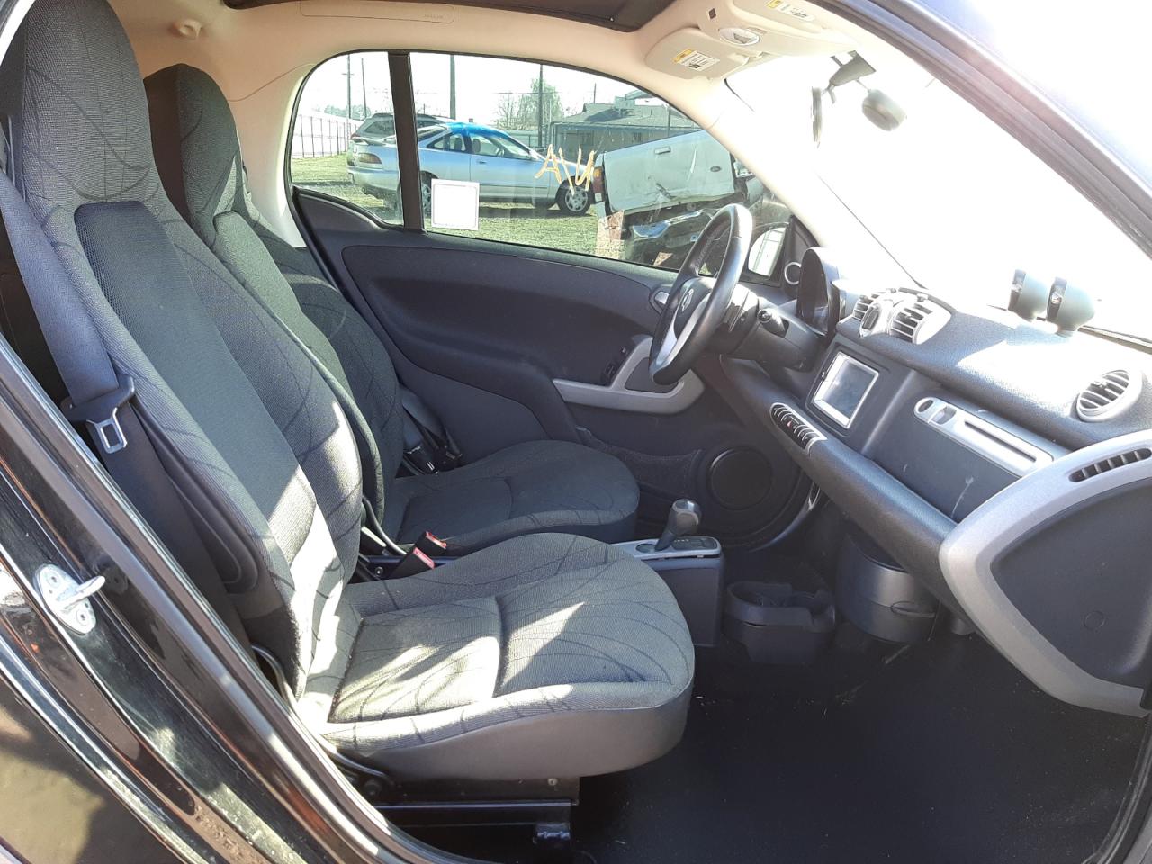 Photo 5 from auction – 2013 SMART FORTWO PUR with VIN WMEEJ3BA8DK603381