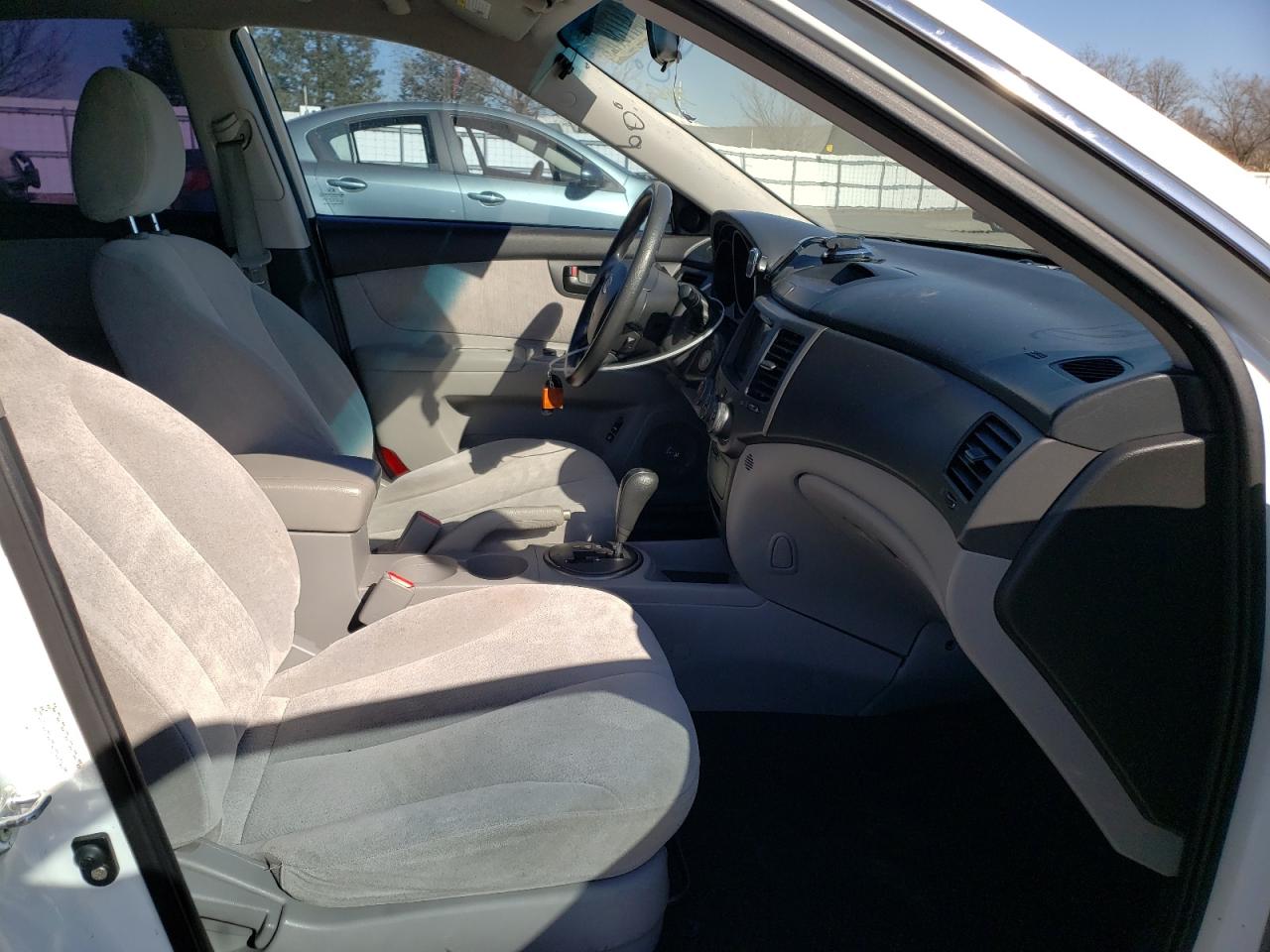 Photo 5 from auction – 2010 KIA OPTIMA LX with VIN KNAGG4A84A5430346