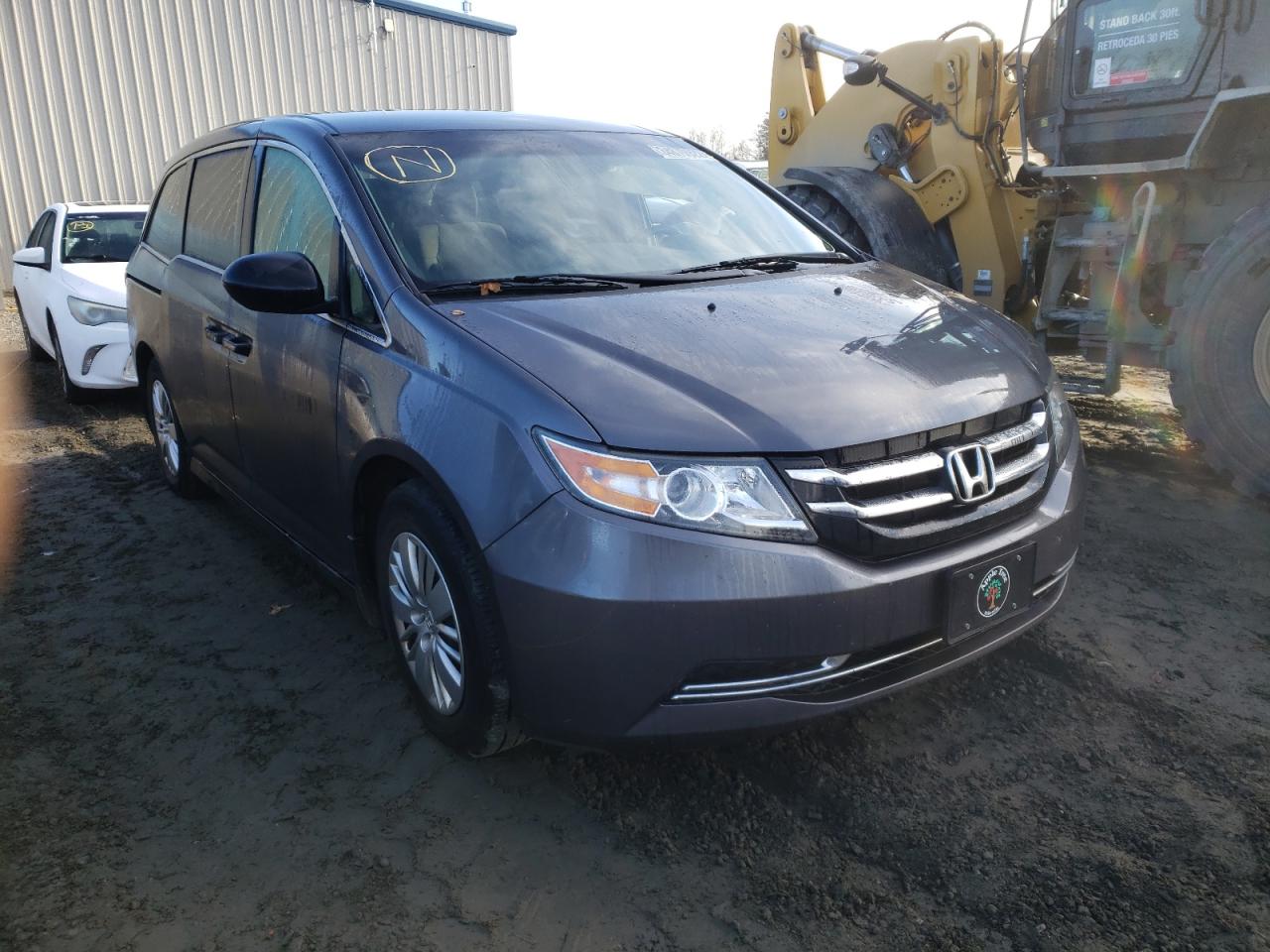 Photo 1 from auction – 2016 HONDA ODYSSEY with VIN 5FNRL5H25GB108773