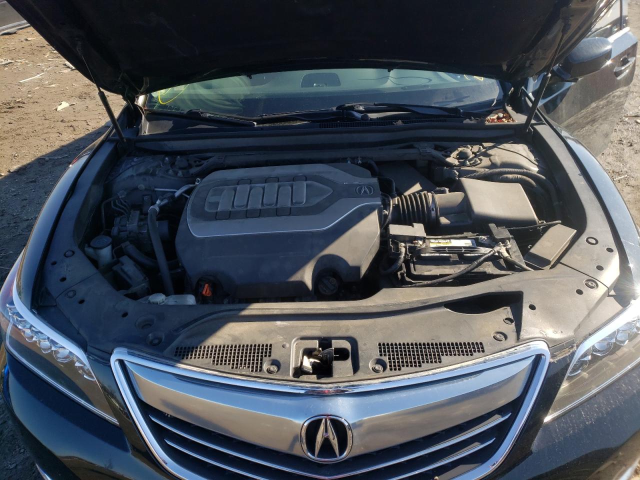 Photo 7 from auction – 2014 ACURA RLX ADVANC with VIN JH4KC1F9XEC005268