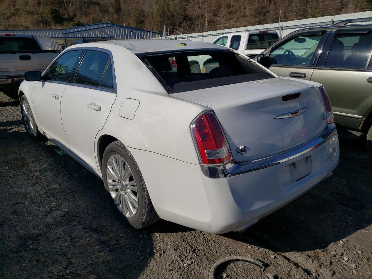 Photo 3 from auction – 2013 CHRYSLER 300 with VIN 2C3CCARG7DH635538