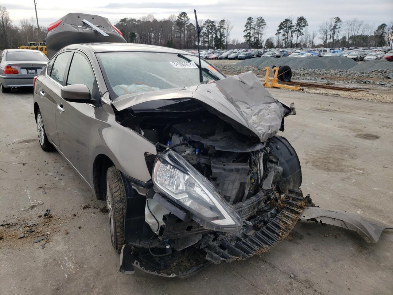 NISSAN SENTRA S 2017 with VIN 3N1AB7AP0HL655294 - Photo from auction