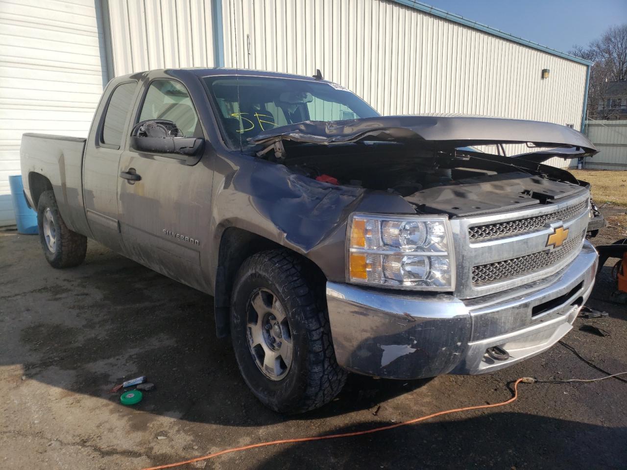 CHEVROLET SILVERADO 2013 with VIN 1GCRKSE7XDZ145065 - Photo from auction
