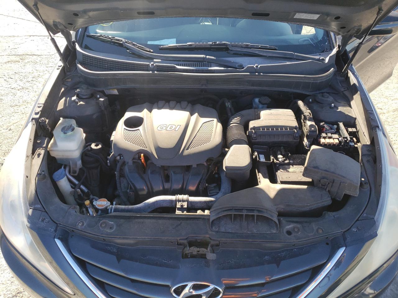 Photo 7 from auction – 2011 HYUNDAI SONATA GLS with VIN 5NPEB4AC0BH060754