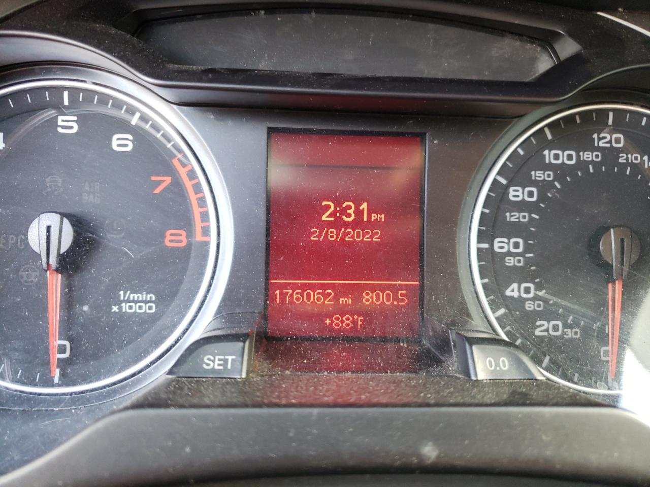 Foto 8 de la subasta – 2010 AUDI A4 PREMIUM con VIN WAUSFAFL3AA035204