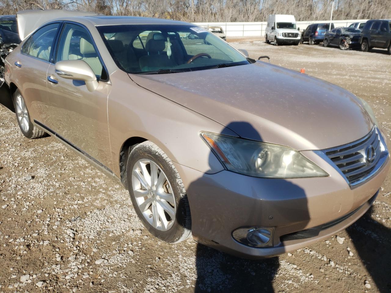LEXUS ES 350 2010 with VIN JTHBK1EG5A2400669 - Photo from auction