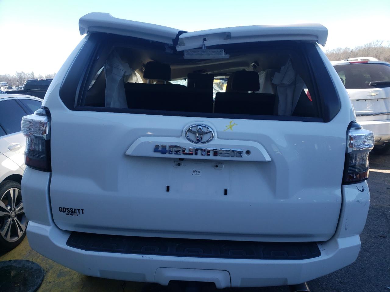 Photo 9 from auction – 2018 TOYOTA 4RUNNER SR with VIN JTEBU5JRXJ5508709