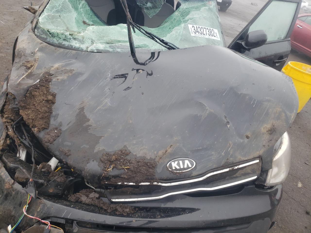 Photo 7 from auction – 2017 KIA SOUL with VIN KNDJN2A24H7446575
