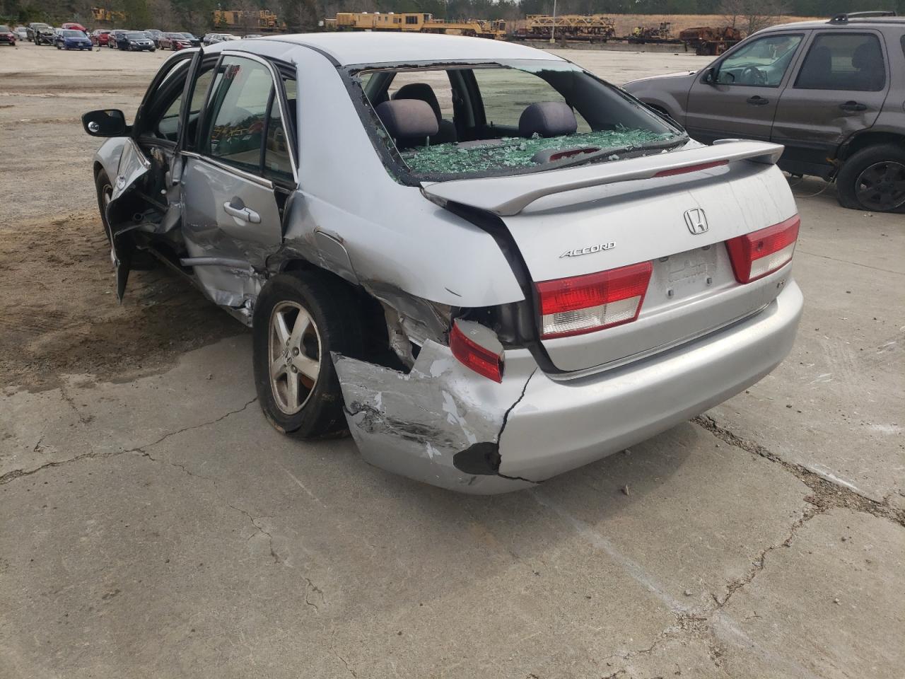 Photo 3 from auction – 2003 HONDA ACCORD with VIN JHMCM566X3C058306