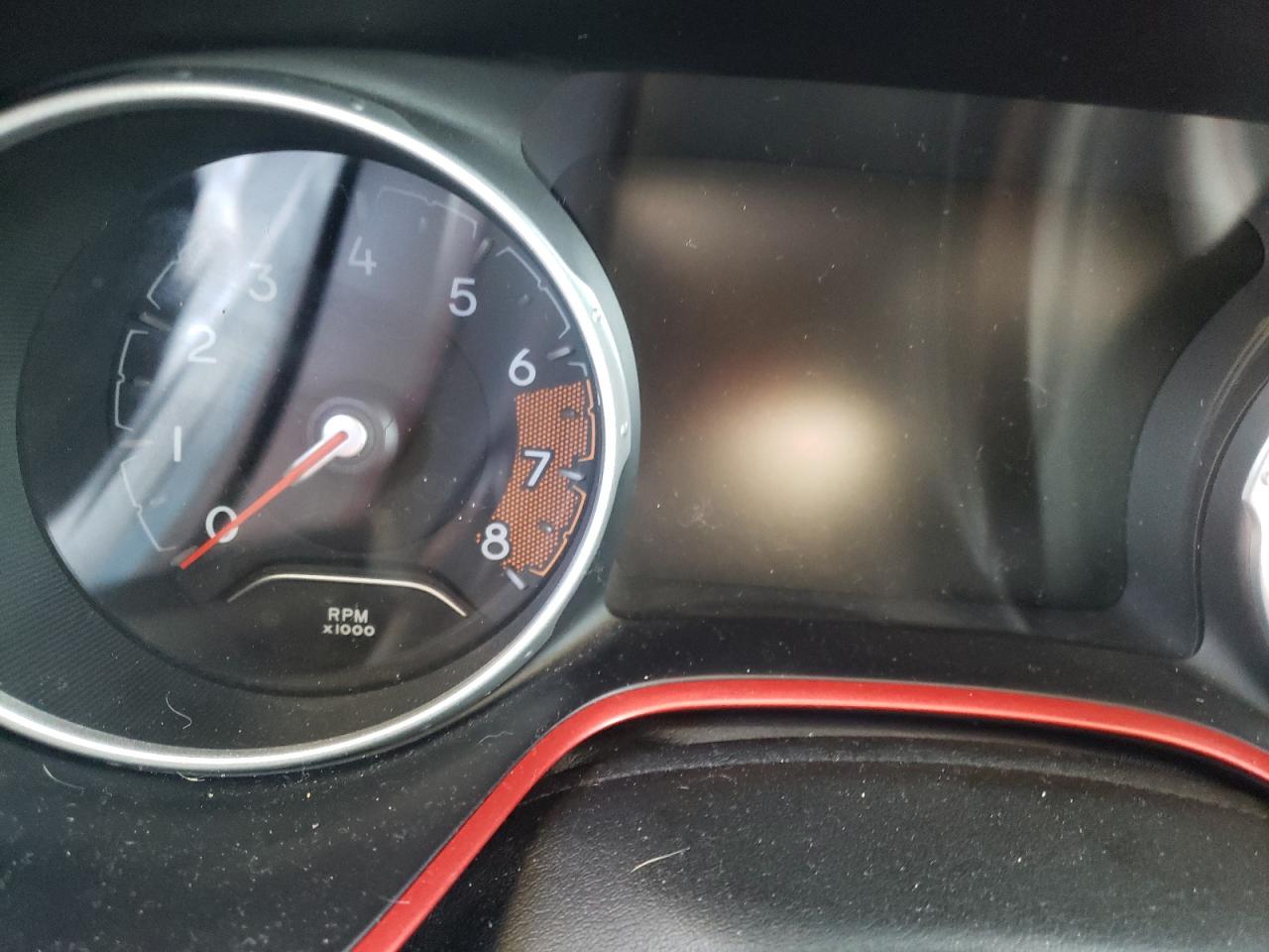 Photo 8 from auction – 2018 JEEP COMPASS TR with VIN 3C4NJDDB2JT201005
