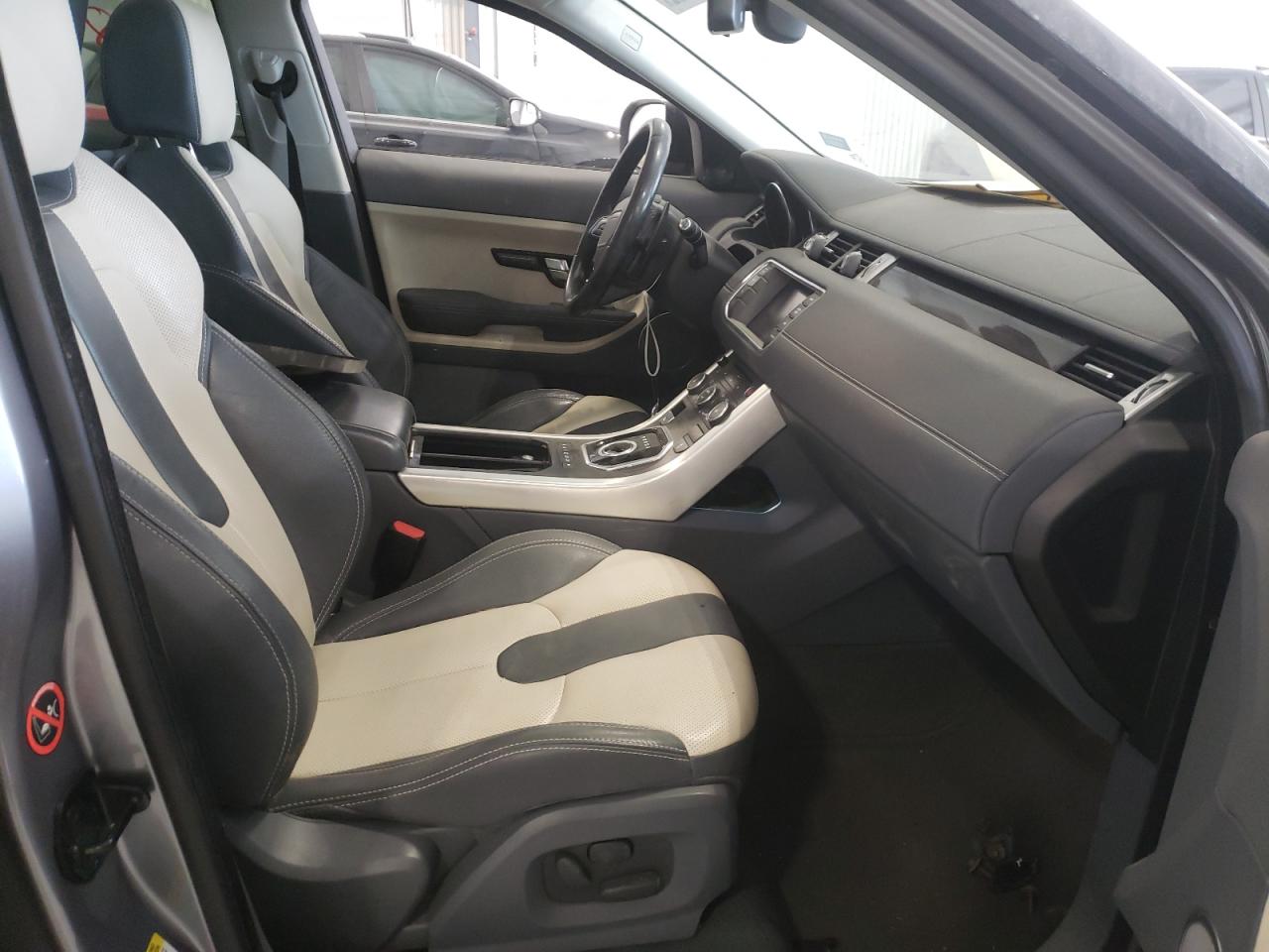 Photo 5 from auction – 2013 LAND ROVER RANGE ROVE with VIN SALVT2BG8DH722075