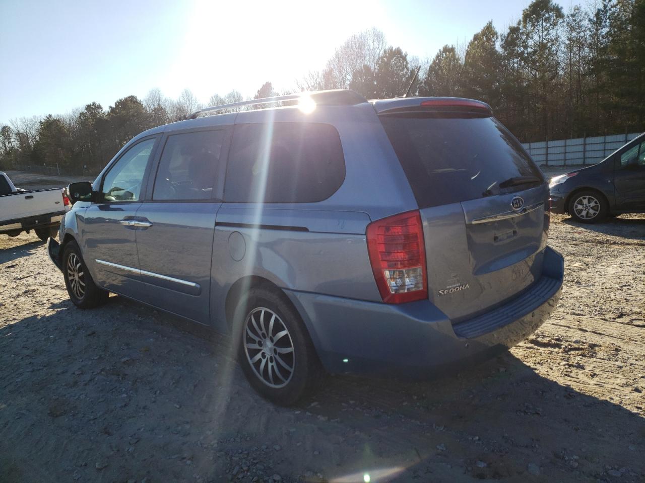 Photo 3 from auction – 2011 KIA SEDONA EX with VIN KNDMH4C72B6377343