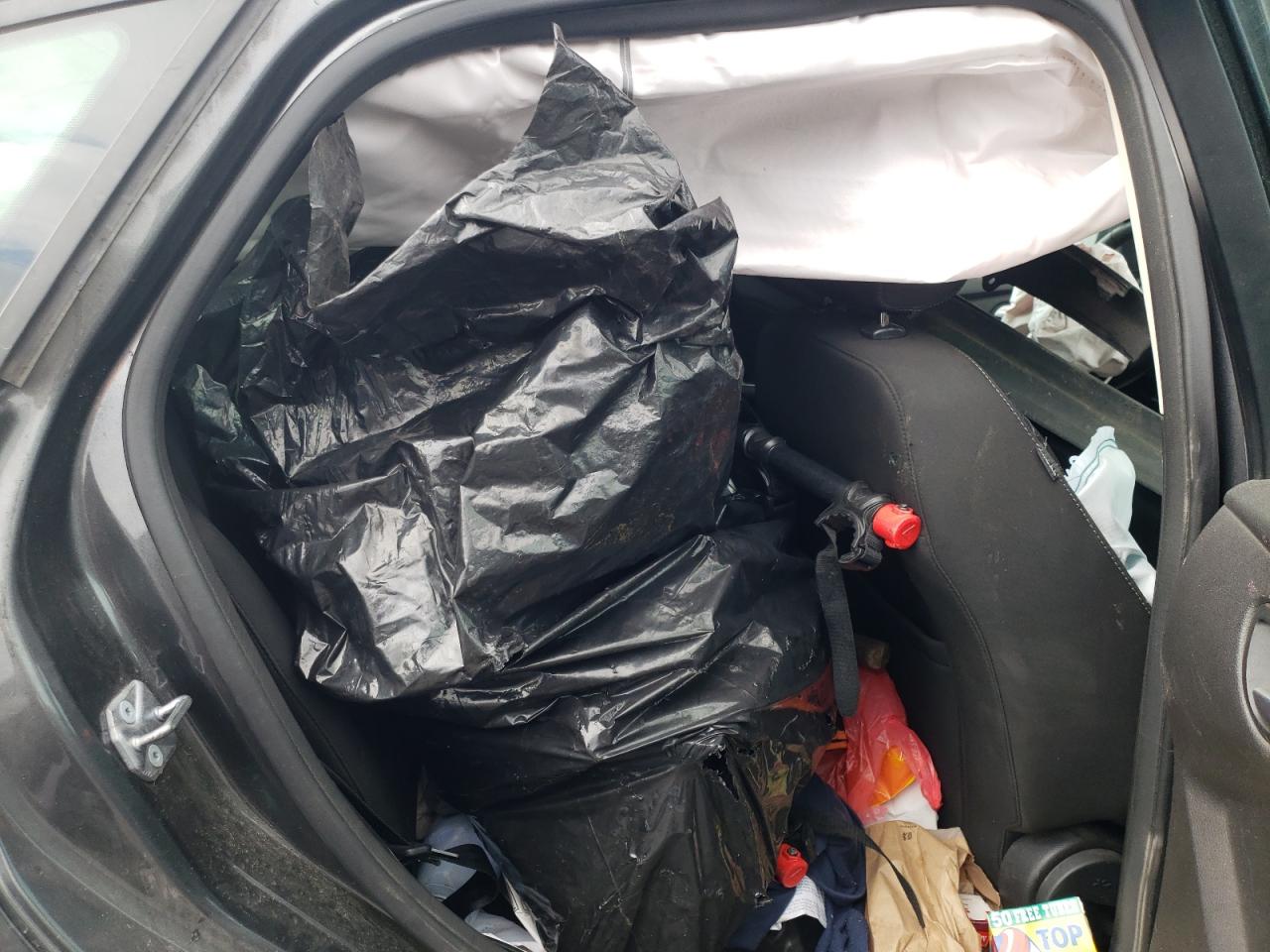 Photo 6 from auction – 2018 FORD FOCUS SE with VIN 1FADP3K26JL200626