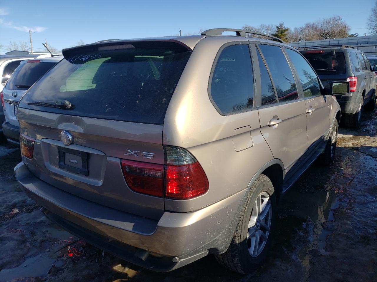 Photo 4 from auction – 2004 BMW X5 3.0I with VIN 5UXFA13574LU43091