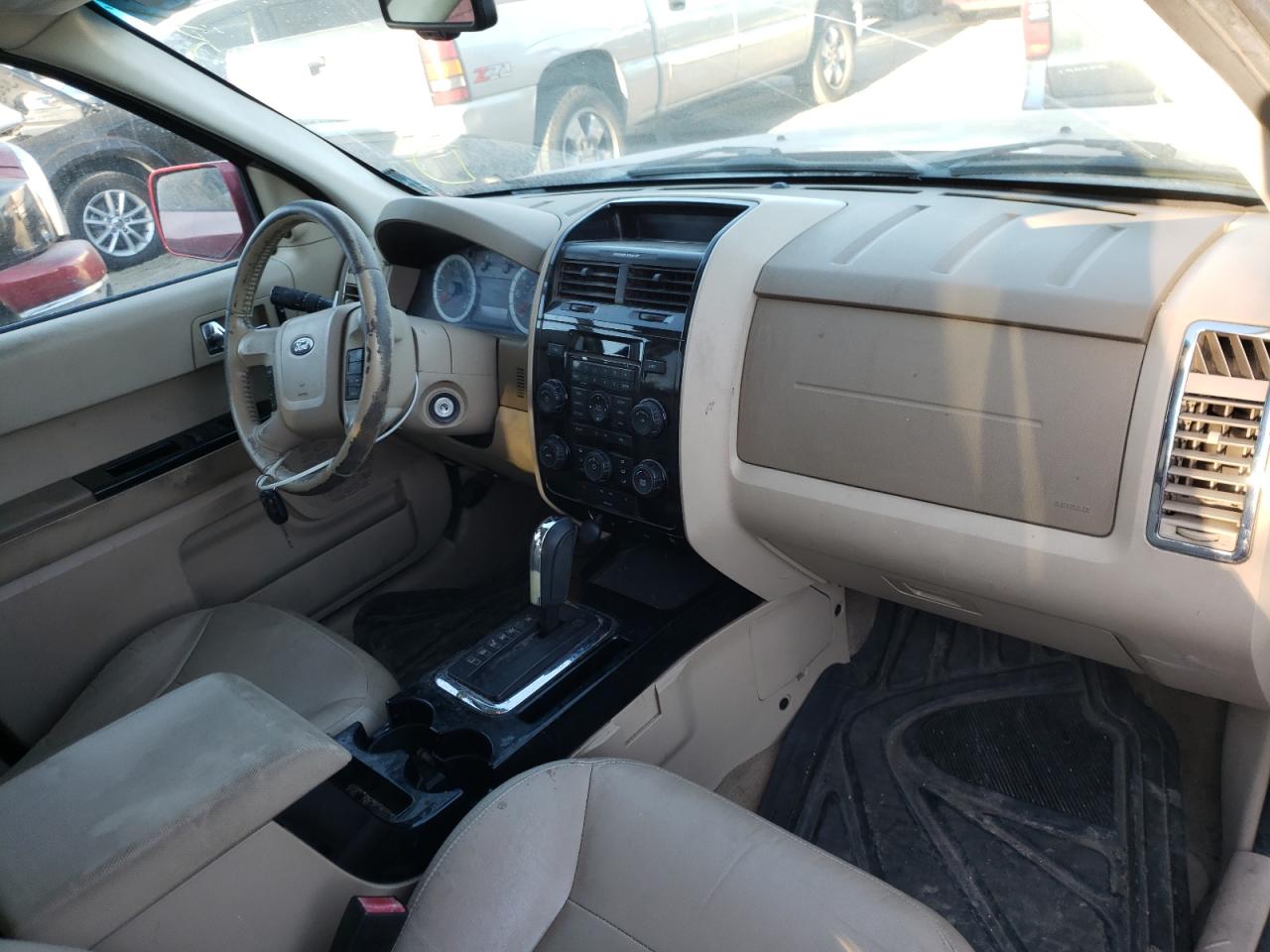 Photo 9 from auction – 2008 FORD ESCAPE LIM with VIN 1FMCU94198KC63334