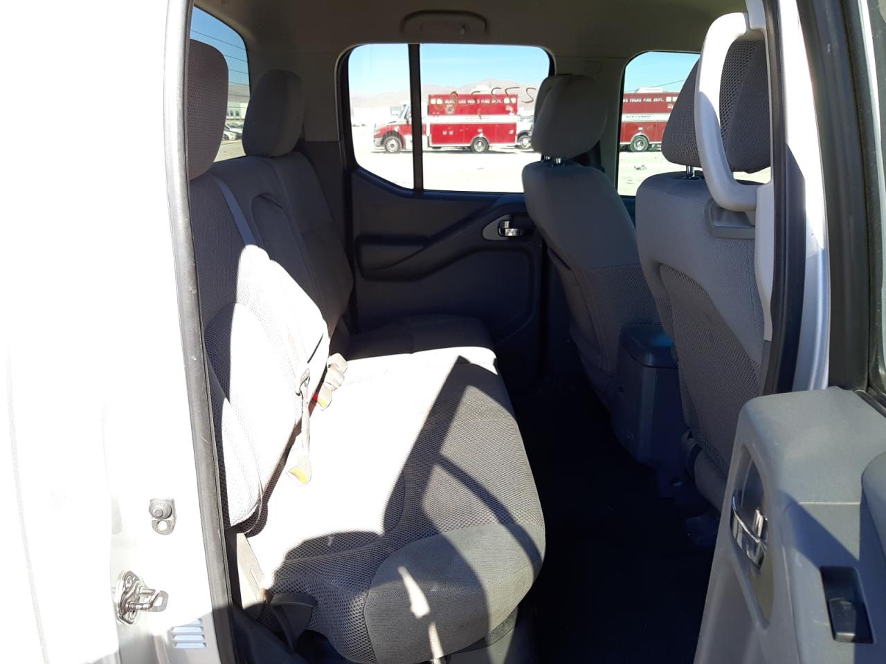 Photo 6 from auction – 2007 NISSAN FRONTIER C with VIN 1N6AD09U67C405879