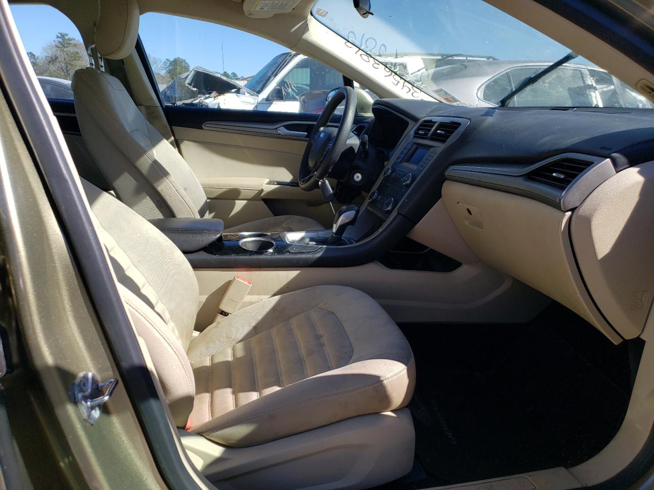 Photo 5 from auction – 2013 FORD FUSION with VIN 3FA6P0H79DR110676