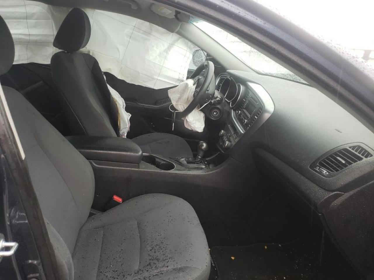 Photo 5 from auction – 2015 KIA OPTIMA LX with VIN 5XXGM4A71FG439737