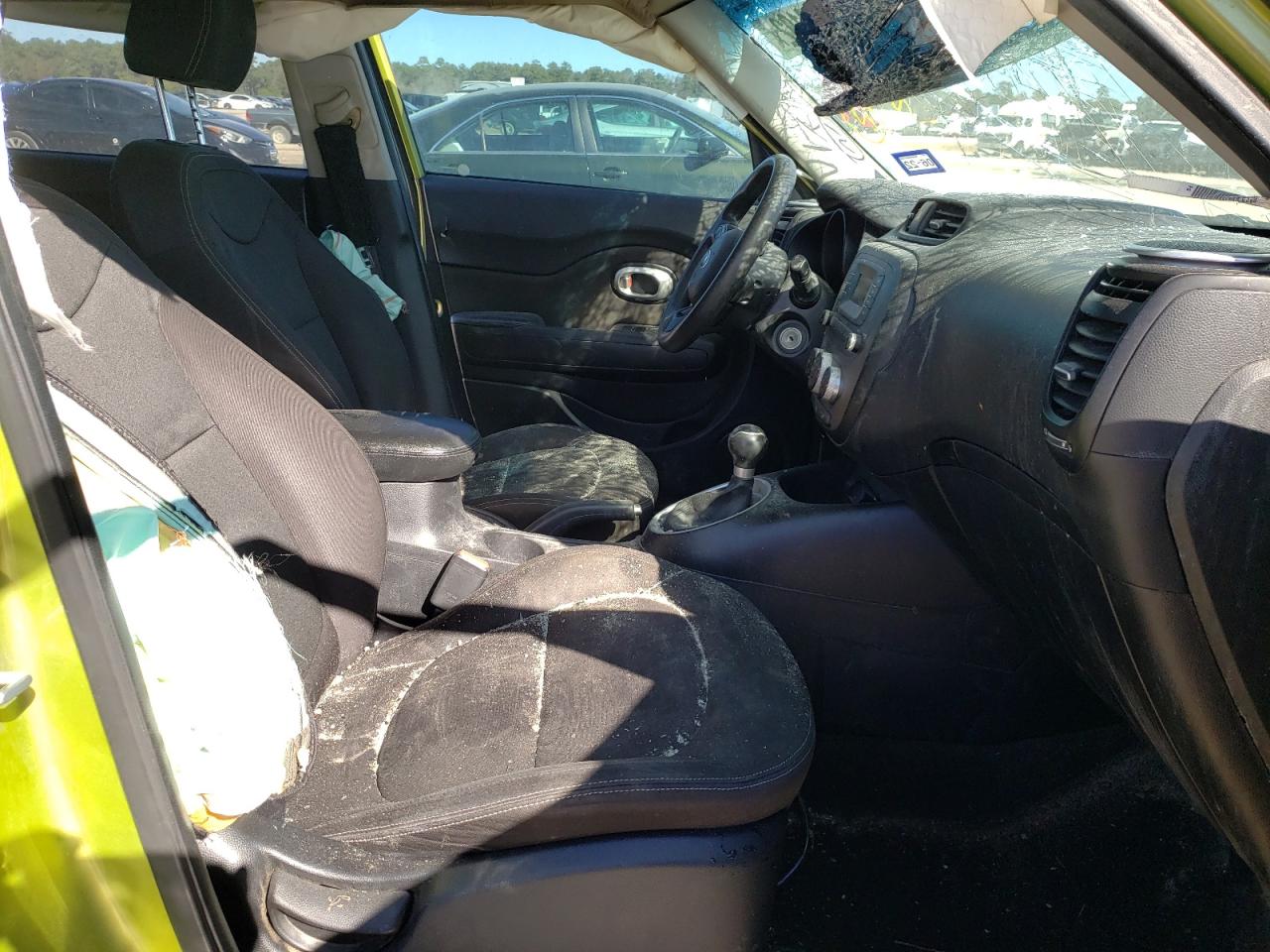 Photo 5 from auction – 2016 KIA SOUL with VIN KNDJN2A24G7843945