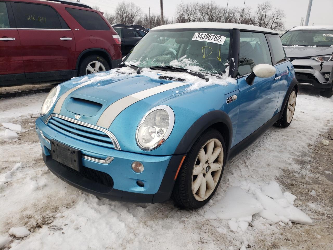 Photo 2 from auction – 2004 MINI COOPER S with VIN WMWRE334X4TD80283
