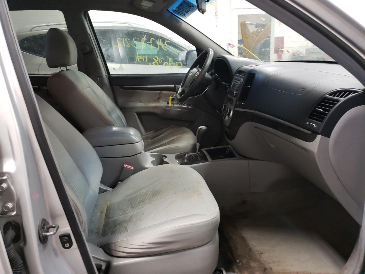 Photo 5 from auction – 2007 HYUNDAI SANTA FE G with VIN 5NMSG13D77083820
