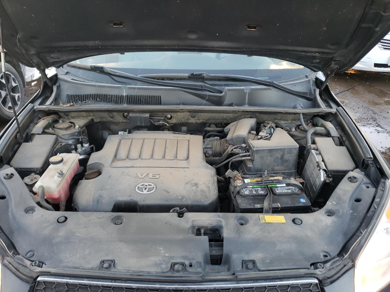 Photo 7 from auction – 2010 TOYOTA RAV4 LIMIT with VIN JTMDK4DVXAD014085