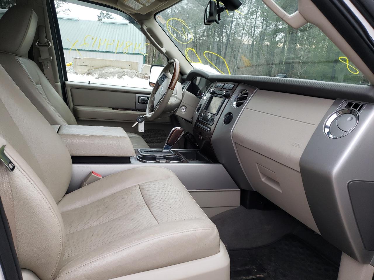 Photo 5 from auction – 2010 FORD EXPEDITION with VIN 1FMJU2A53AEA63429