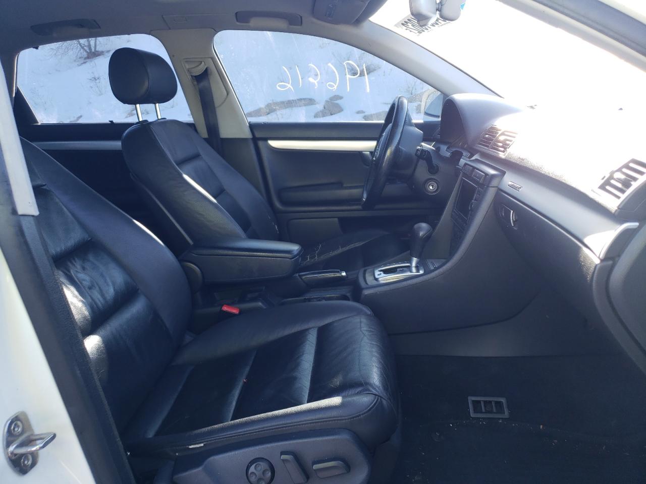 Photo 5 from auction – 2005 AUDI A4 2.0T QU with VIN WAUDF68E15A503229