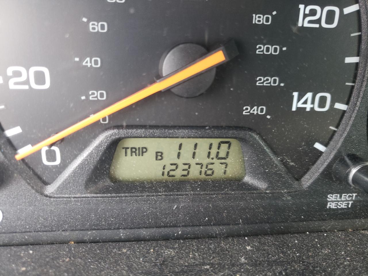 Photo 8 from auction – 2002 HONDA ACCORD VAL with VIN 1HGCF86602A170847